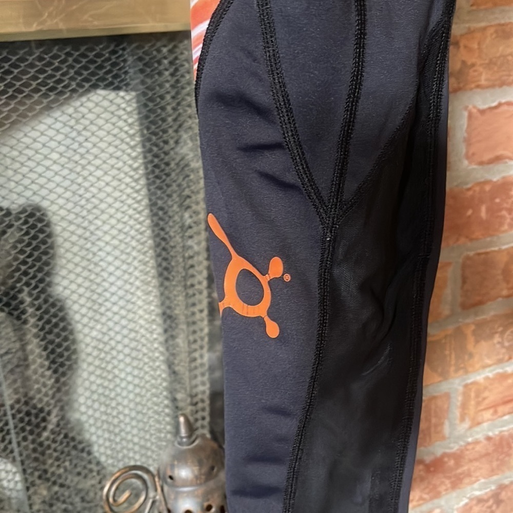 Orangetheory Fitness Patterned Leggings - Picture 5 of 6